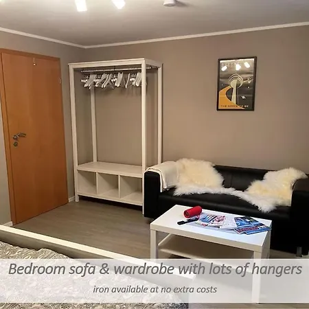 Kühles Souterrain Mit Privater Sauna Und Terrasse Apartment *