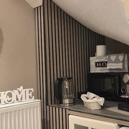 Souterrain-apartment Mit Privater Sauna