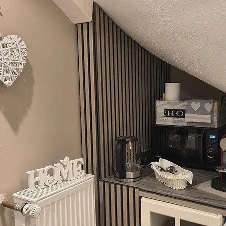 Kuehles Souterrain Mit Privater Sauna Und Terrasse Appartement Duisbourg